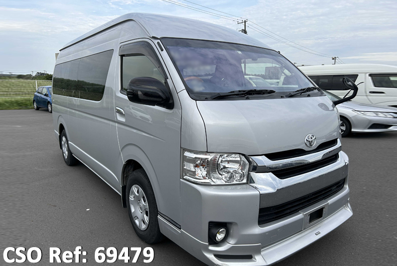 Toyota / Hiace 2017